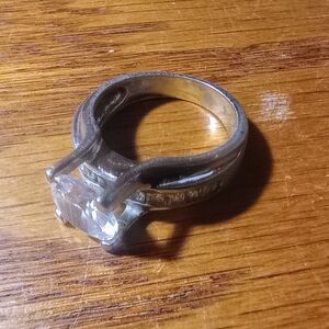 Elegant Silver Ring with Clear Gemstone